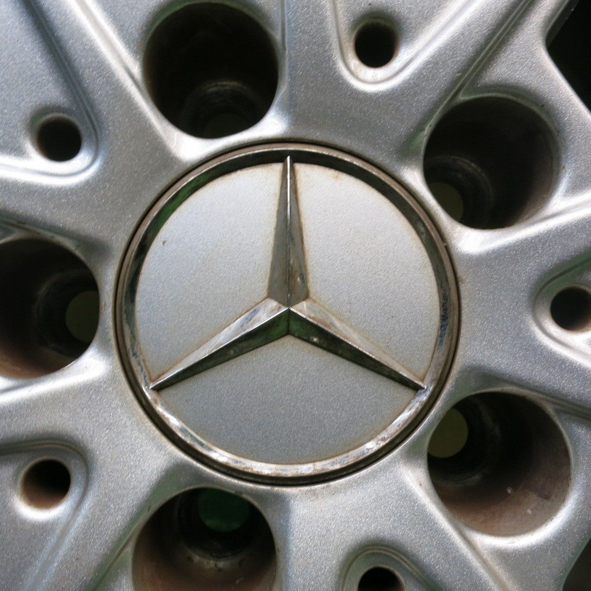 4本価格☆ベンツ W177 Aクラス 純正 205/60R16 スタッドレス 