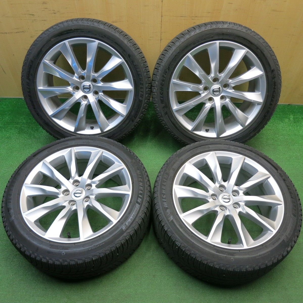キレイ☆ボルボ V90 S90 純正 245/45R18 スタッドレス ミシュラン X