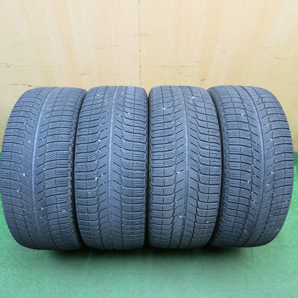 キレイ☆ボルボ V90 S90 純正 245/45R18 スタッドレス ミシュラン X