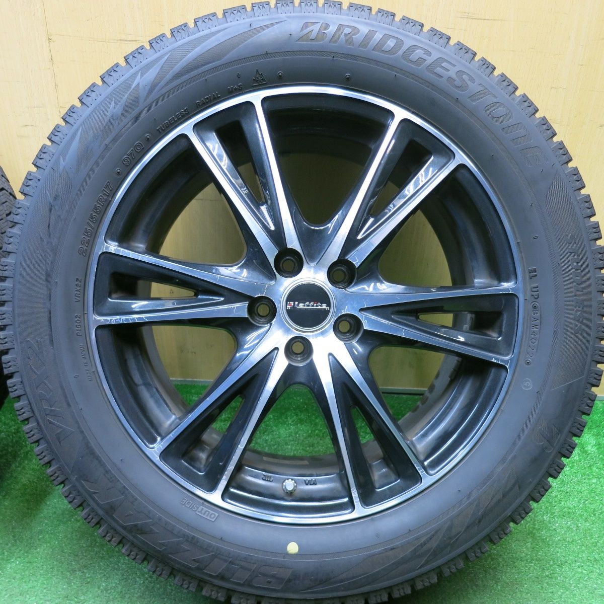 バリ溝！22年！9分☆フォレスター XV 等 225/55R17 スタッドレス
