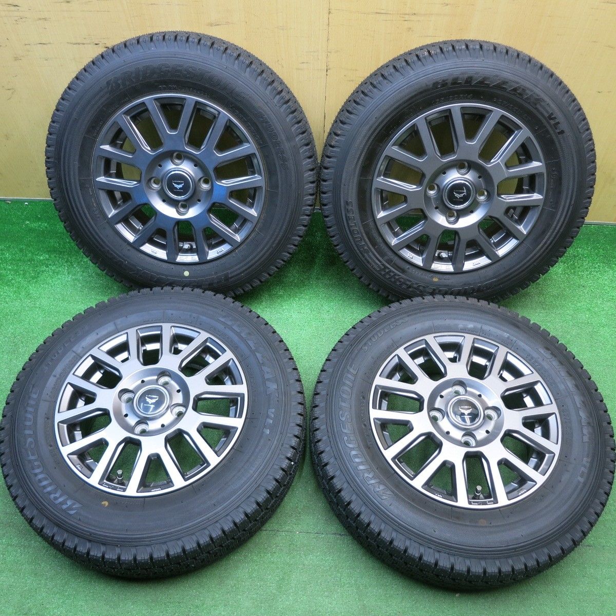 ほぼ未使用！23年☆スタッドレス 165/80R14 97/95N ブリヂストン 