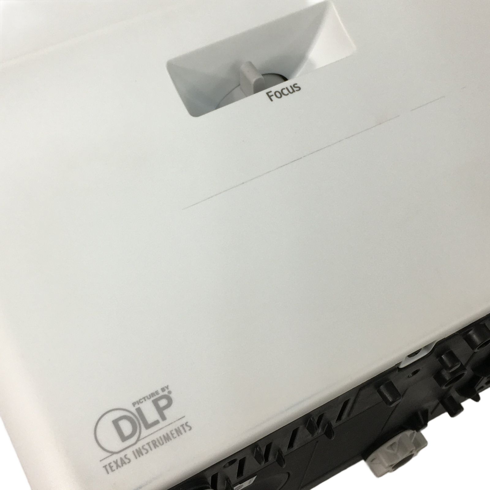 RICOH リコー PJ WX4152N 単焦点 プロジェクター ケース付き リモコン