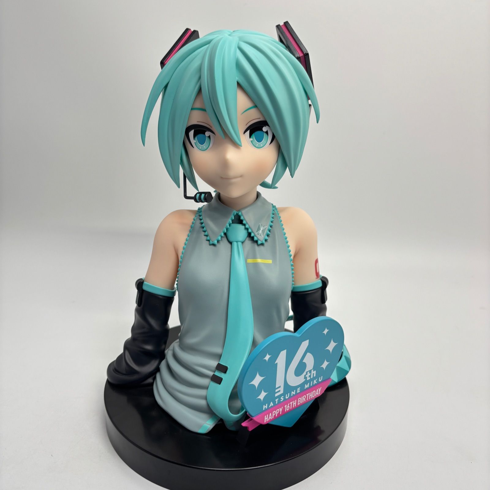初音ミク 16周年胸像フィギュア ピアプロキャラクターズ Loppi