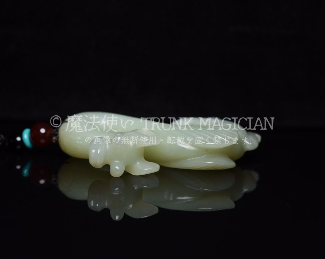 旧家蔵出し 和田玉細密彫 極品白玉 高古件 透空彫 神獣 玉豬龍 根付