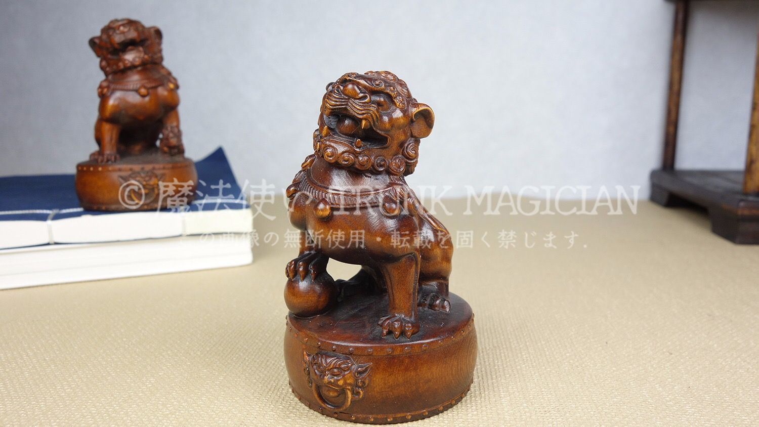 旧家蔵出し 黄楊木細密彫 坐鼓對獅 置物 賞物 文房具 書道品 供養品 古