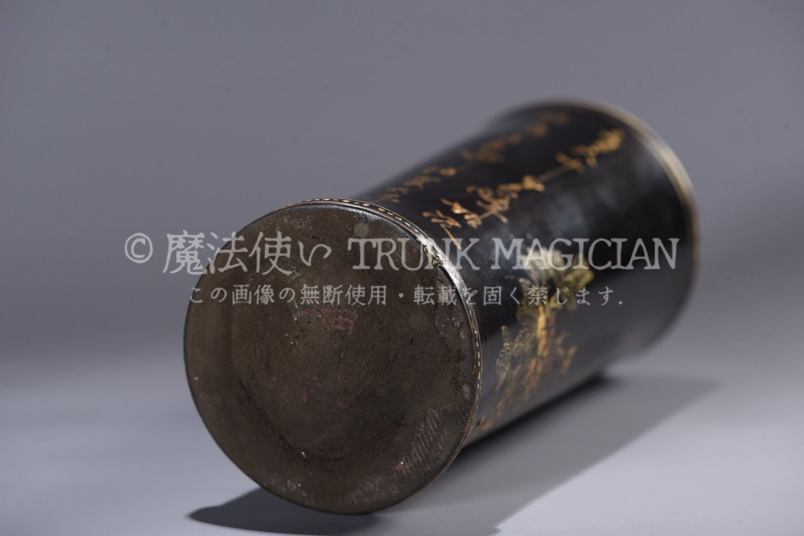 旧家蔵出し 木胎漆器彫 描真金 松鶴延年紋 筆筒 書道品 文房賞物 供養