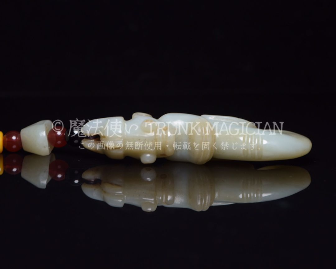 旧家蔵出し 和田玉細密彫 高古件 透空彫 神獣 ペンダント 根付 裝身具