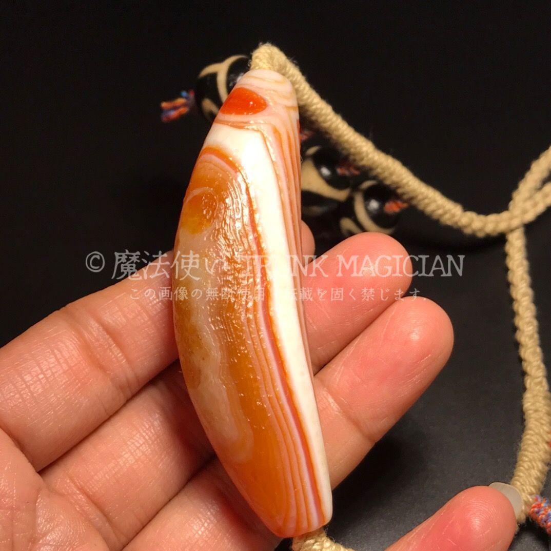 旧家蔵出し 瑪瑙細密彫 自然風化紋 牛角天珠鎖骨ネックレス本 根付