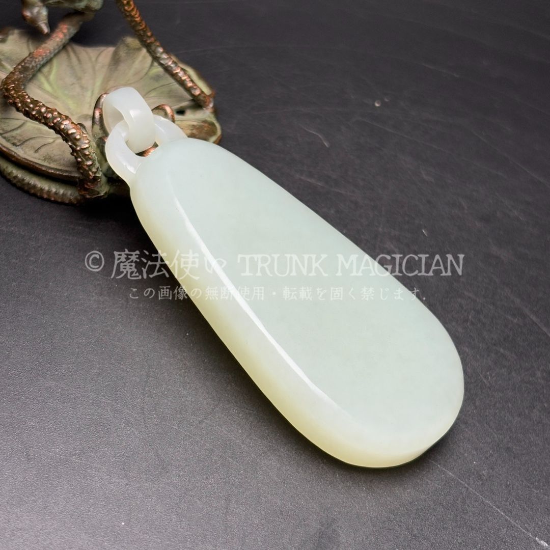 旧家蔵出し 和田玉細密彫 羊脂白玉 平安無事牌 玉珮 彫刻 根付 裝身具