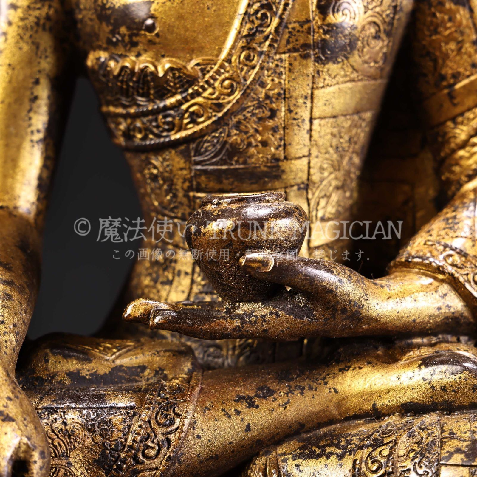 旧家蔵出し 銅製 撒金 浮彫 鏨刻 釋迦牟尼像 仏像 密宗密教 供養品 古