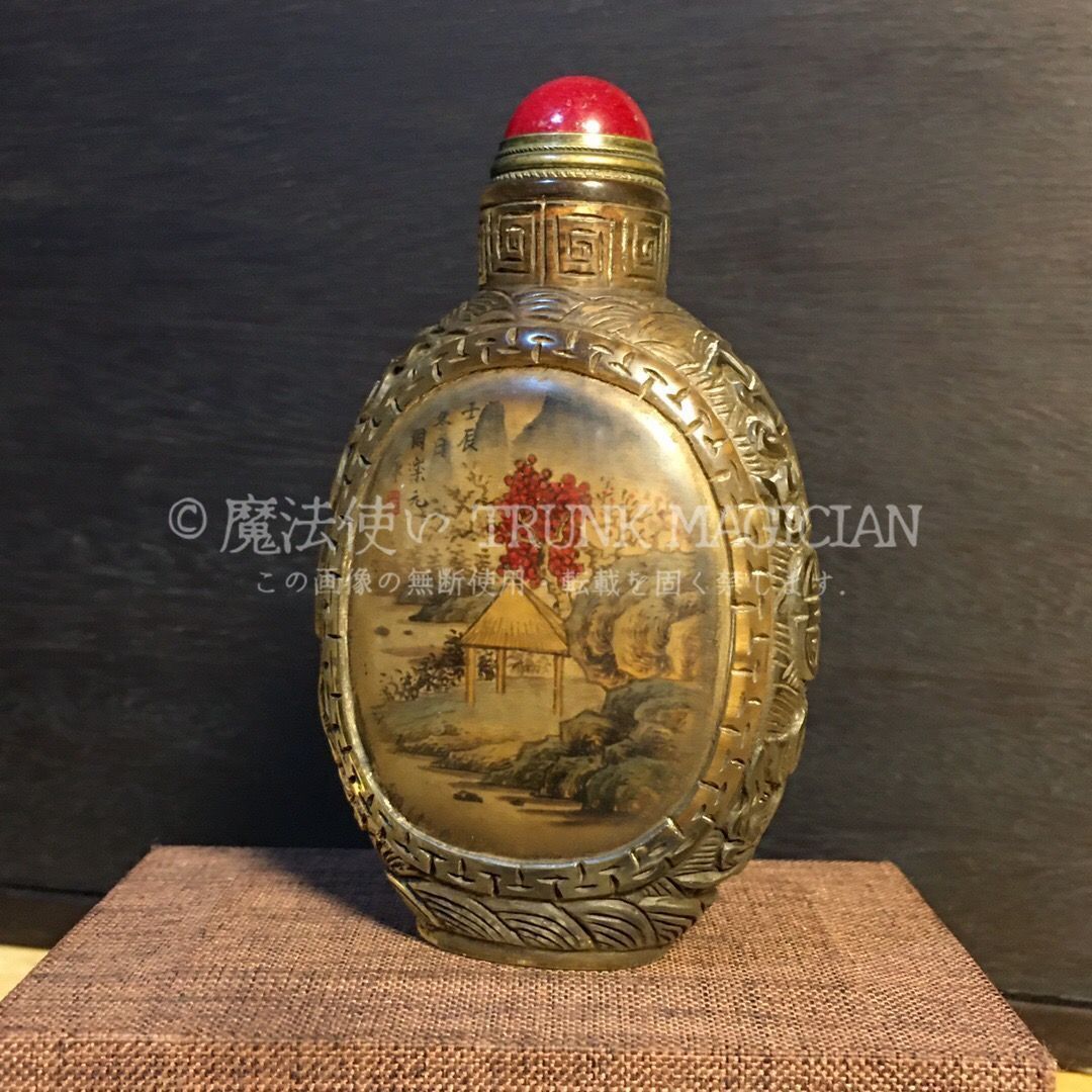 旧家蔵出し 琉璃細密彫 山水紋 鼻煙壺 根付 裝身具 供養品 古美術品