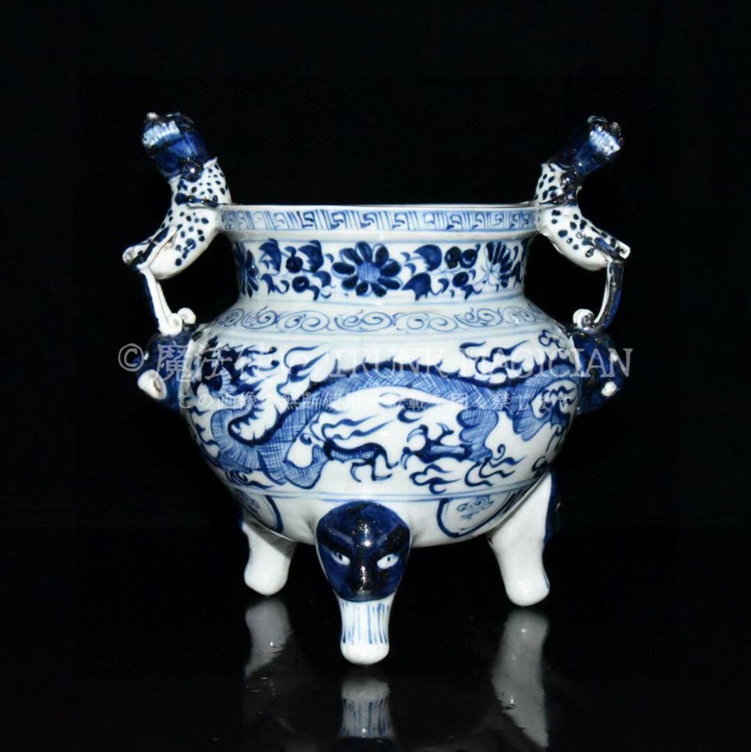 旧家蔵出し 元 青花 龍紋 三足熏香炉 古陶瓷器 陶芸 造型精美 古美術品