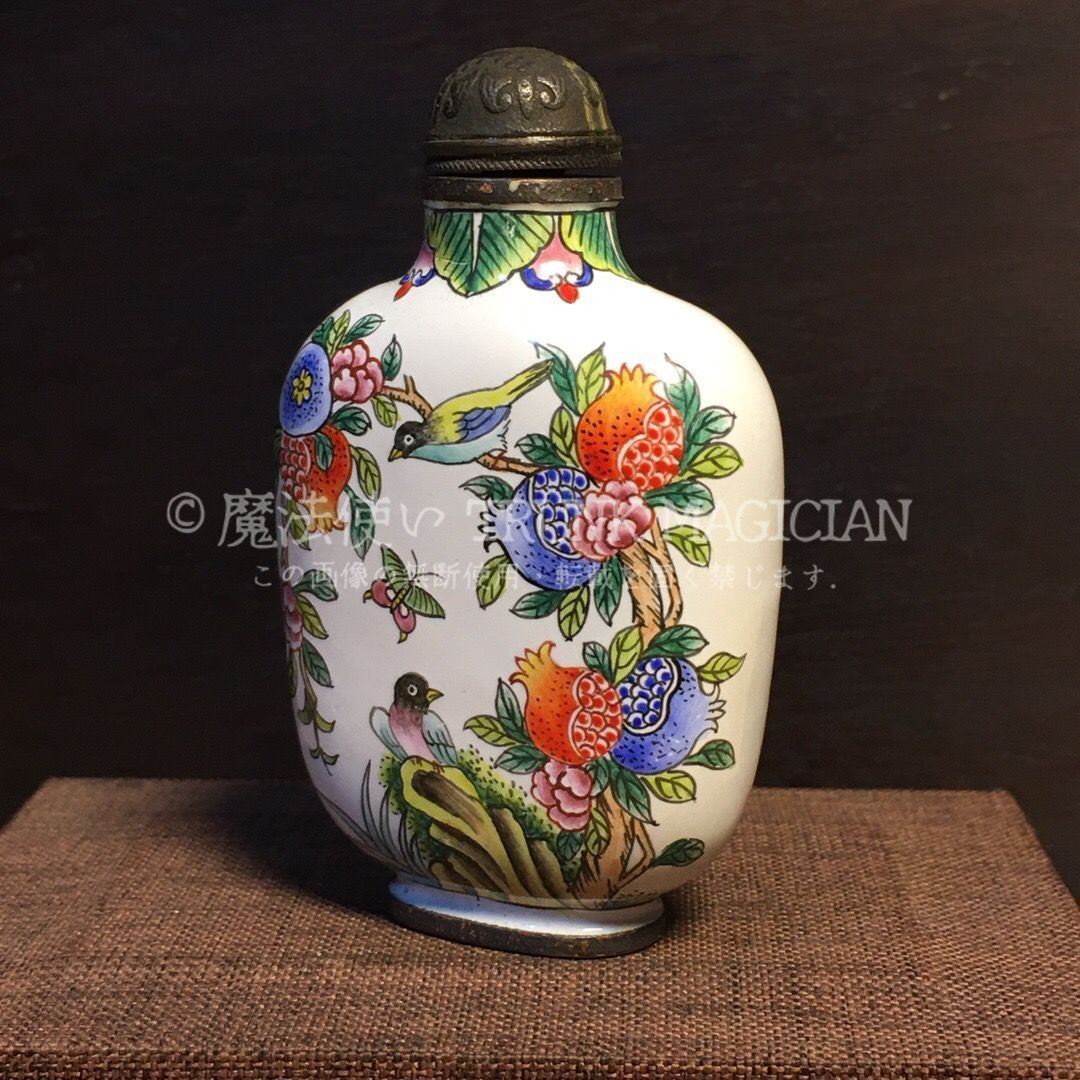 旧家蔵出し 銅製 景泰藍 琺瑯彩 花鳥紋 鼻煙壺 根付 裝身具 供養品 古