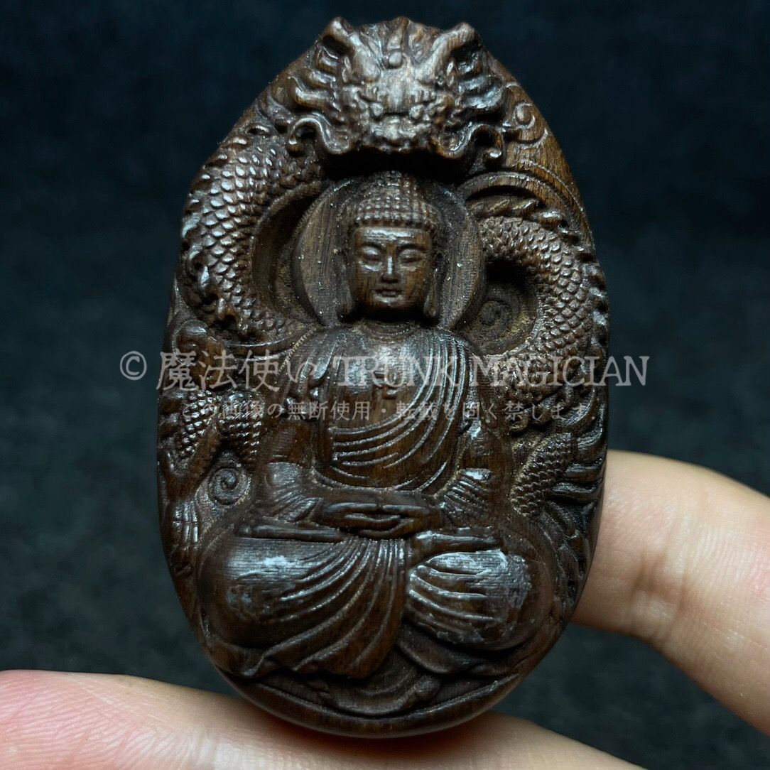 旧家蔵出し 沈む香木細密彫 觀音牌 寶石嵌 花梨木箱付 根付 裝身具