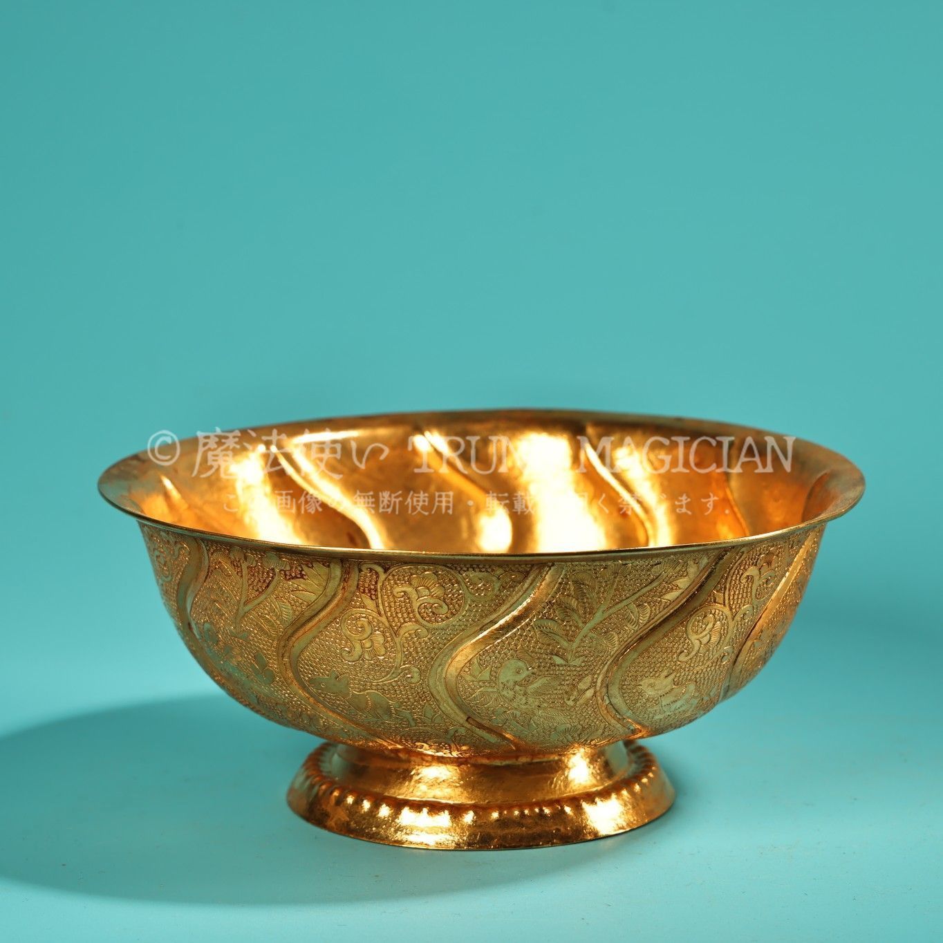 旧家蔵出し 銅製 塗金 浮彫 花卉紋 碗 貢碗 造型精美 供養品 古美術品