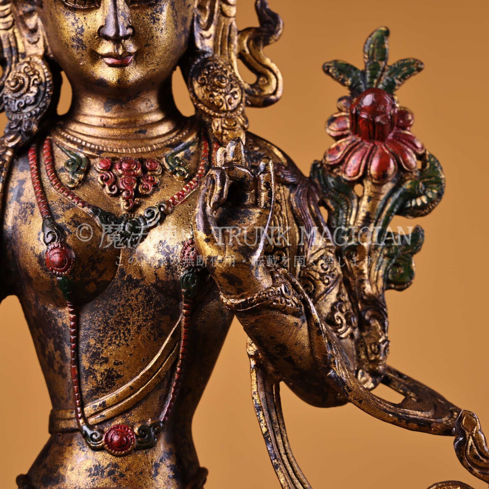 旧家蔵出し 銅製 泥金 浮彫 鏨刻 綠度母像 仏像 密宗密教 供養品 古
