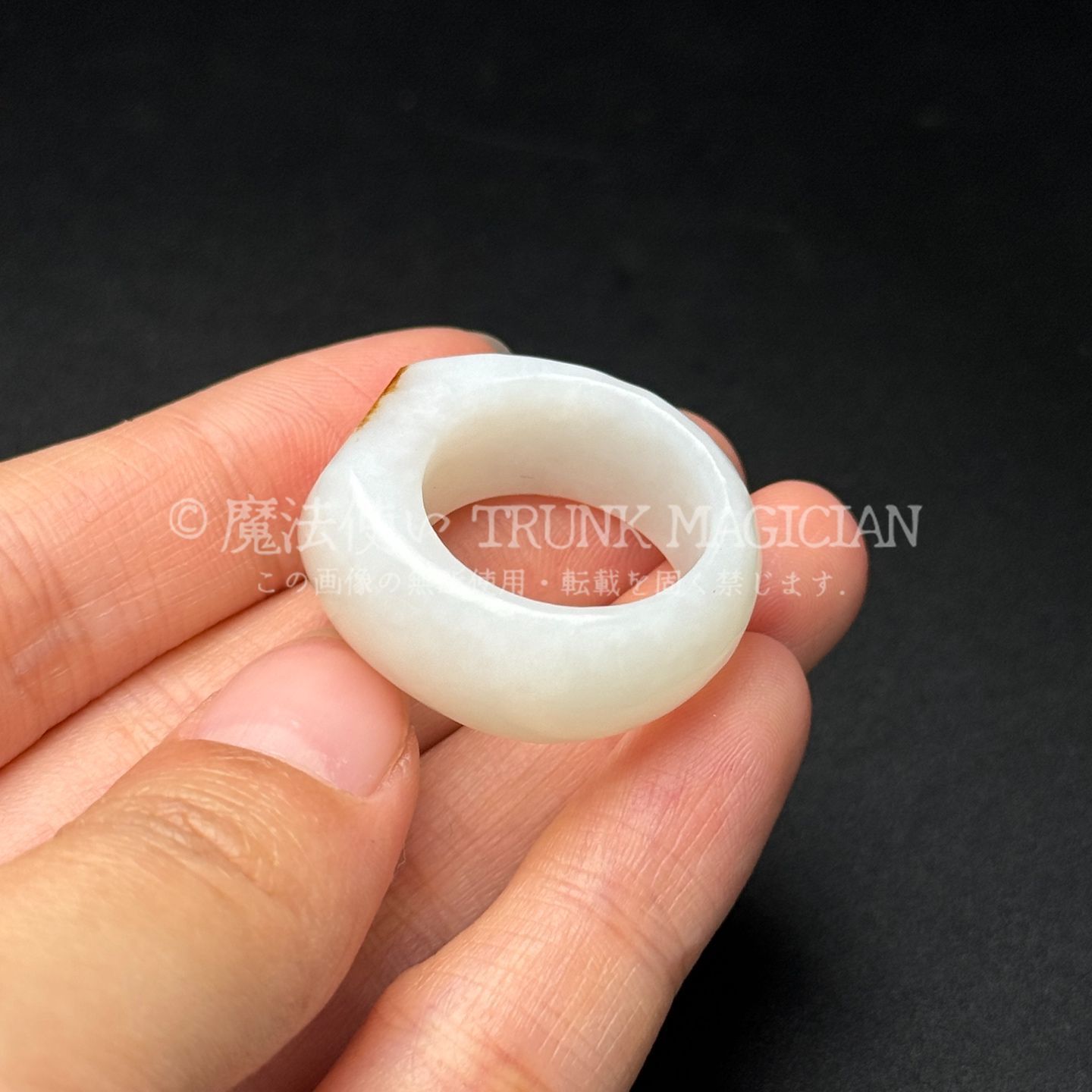 旧家蔵出し 和田玉細密彫 極品白玉 原皮 紅皮 指輪 根付 裝身具 置物