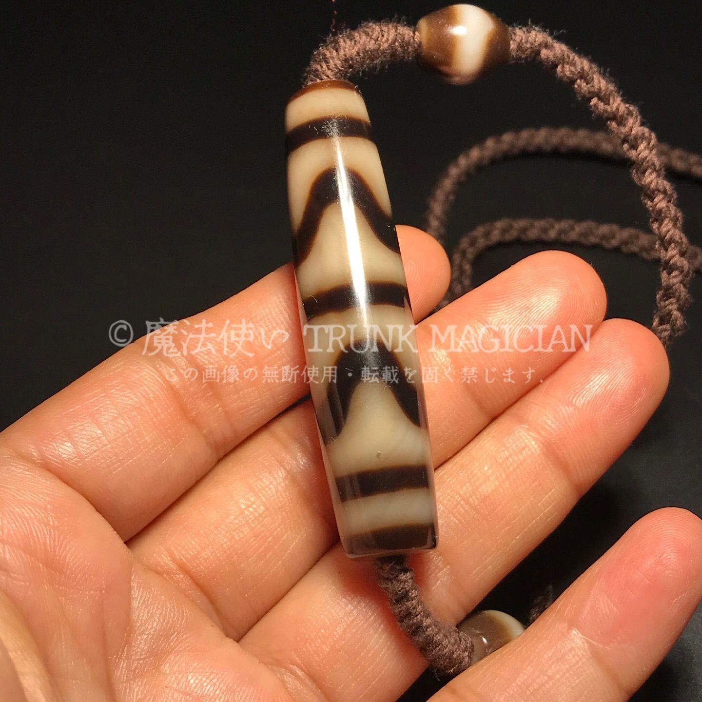 旧家蔵出し 瑪瑙細密彫 自然風化紋 雙虎牙天珠 ネックレス本 根付 風水