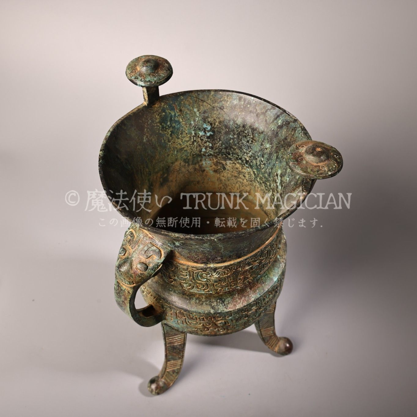 旧家蔵出し 古青銅器彫 銘文 三足酒杯 酒器 青銅器 副葬品 造型精美 古