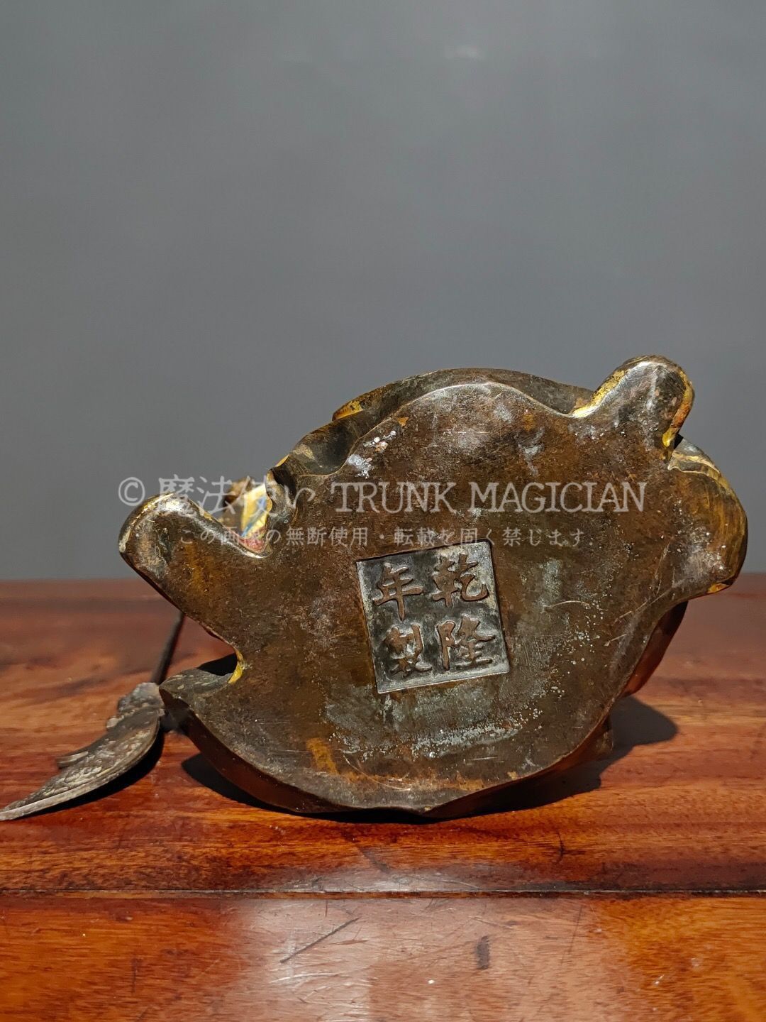 旧家蔵出し 銅製 浮彫 鏨刻 景泰藍 琺瑯彩 關公像 仏像 密宗密教 供養