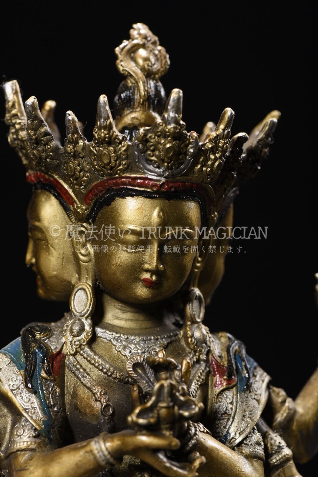 旧家蔵出し 銅製 金鍍 彩繪 三面八臂尊勝仏母像 仏像 仏教古美術 密宗