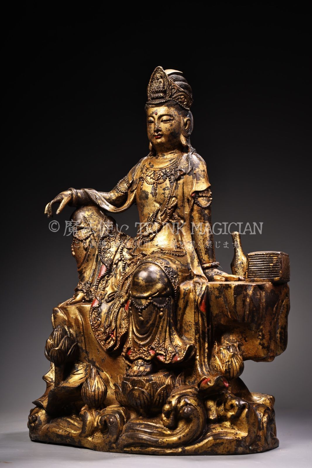 旧家蔵出し 銅製 泥金 浮彫 自在觀音像 密宗密教 仏像 供養品 古美術品