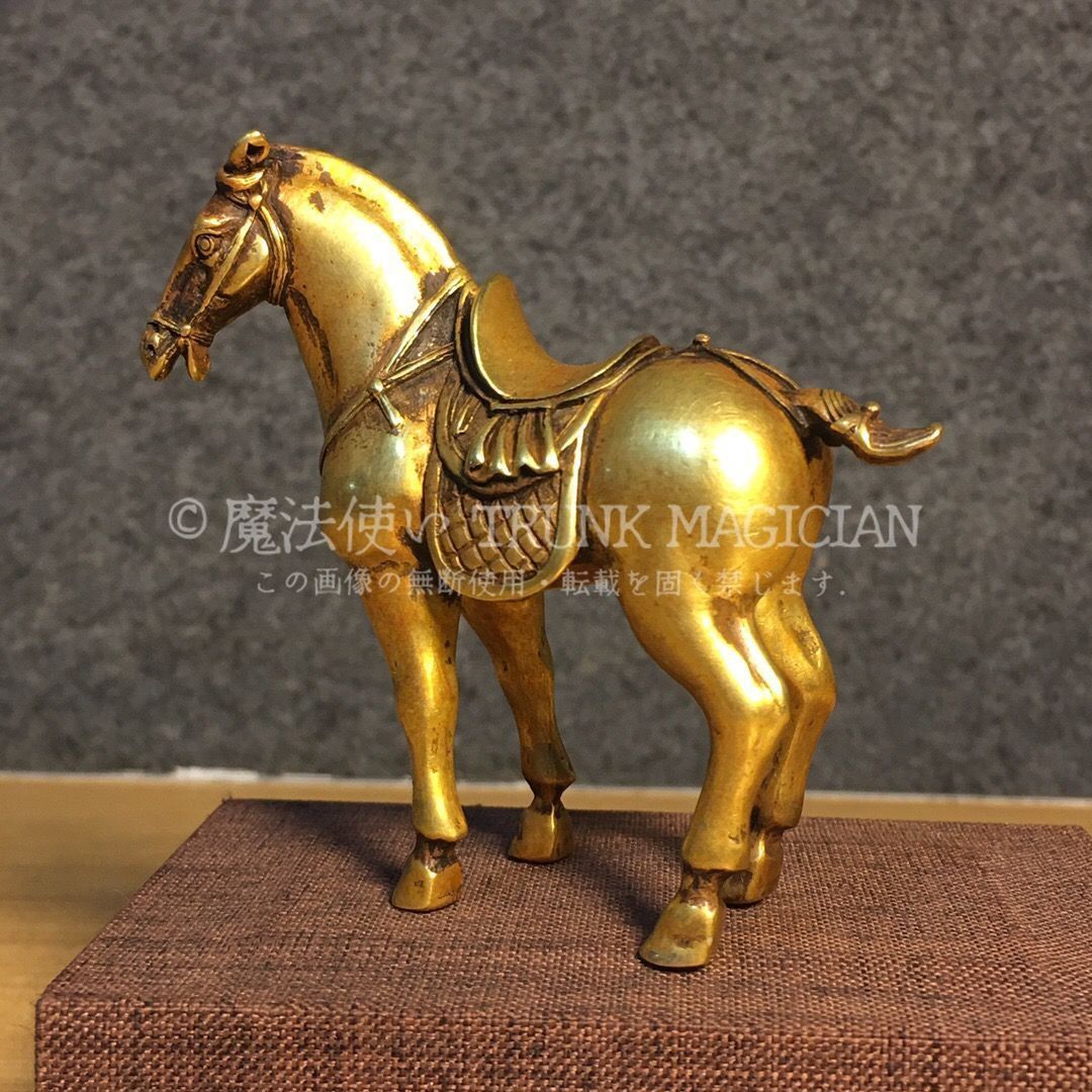 旧家蔵出し 紫銅製 浮彫 鏨刻 塗金 馬到成功 置物 賞物 供養品 古美術