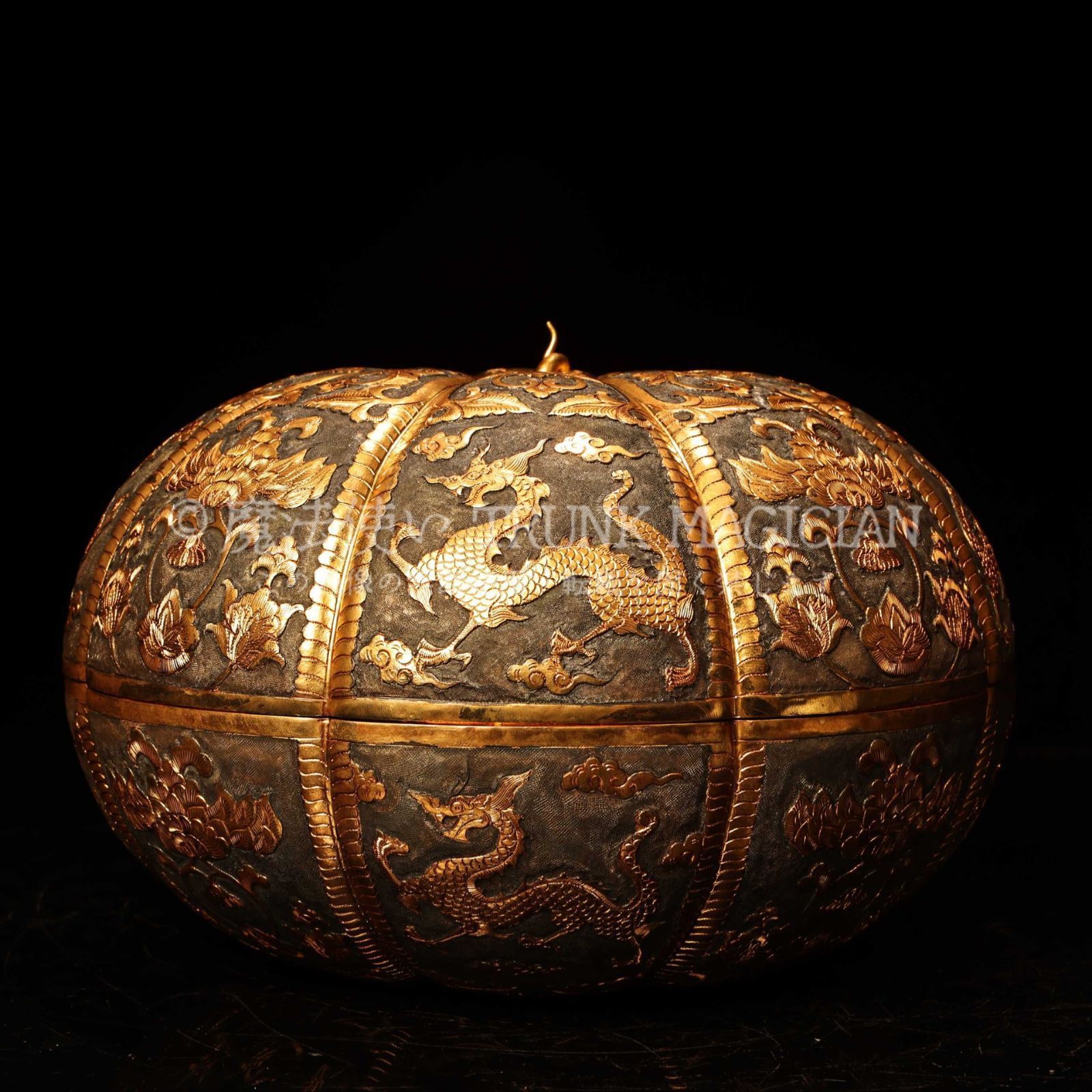 旧家蔵出し 銅製 塗金 瓜形首飾盒 置物 賞物 供養品 古美術品 収集家