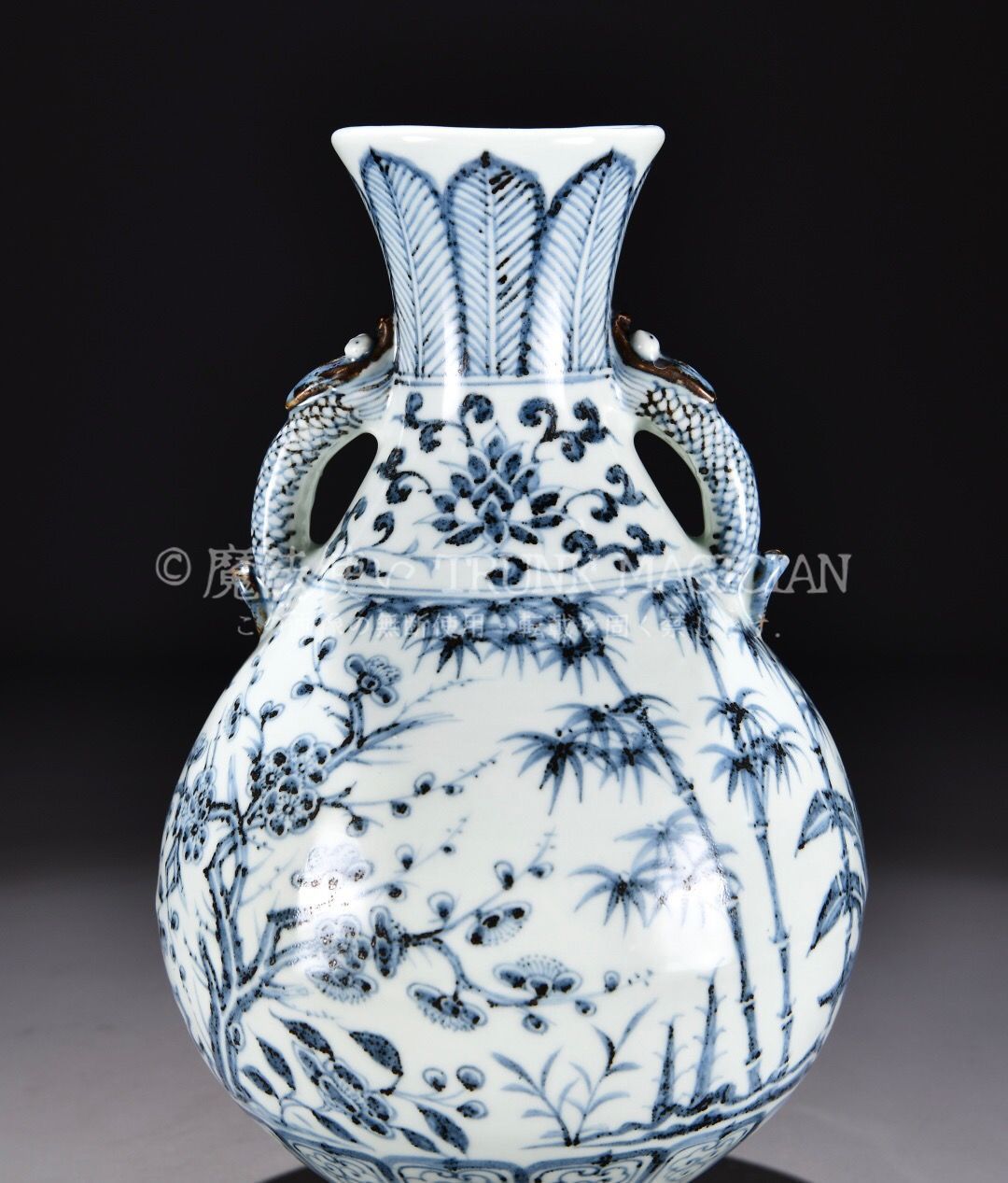 中国古美術・明洪武青花龍紋双耳瓶・青花磁・純手描き・陶芸・花瓶