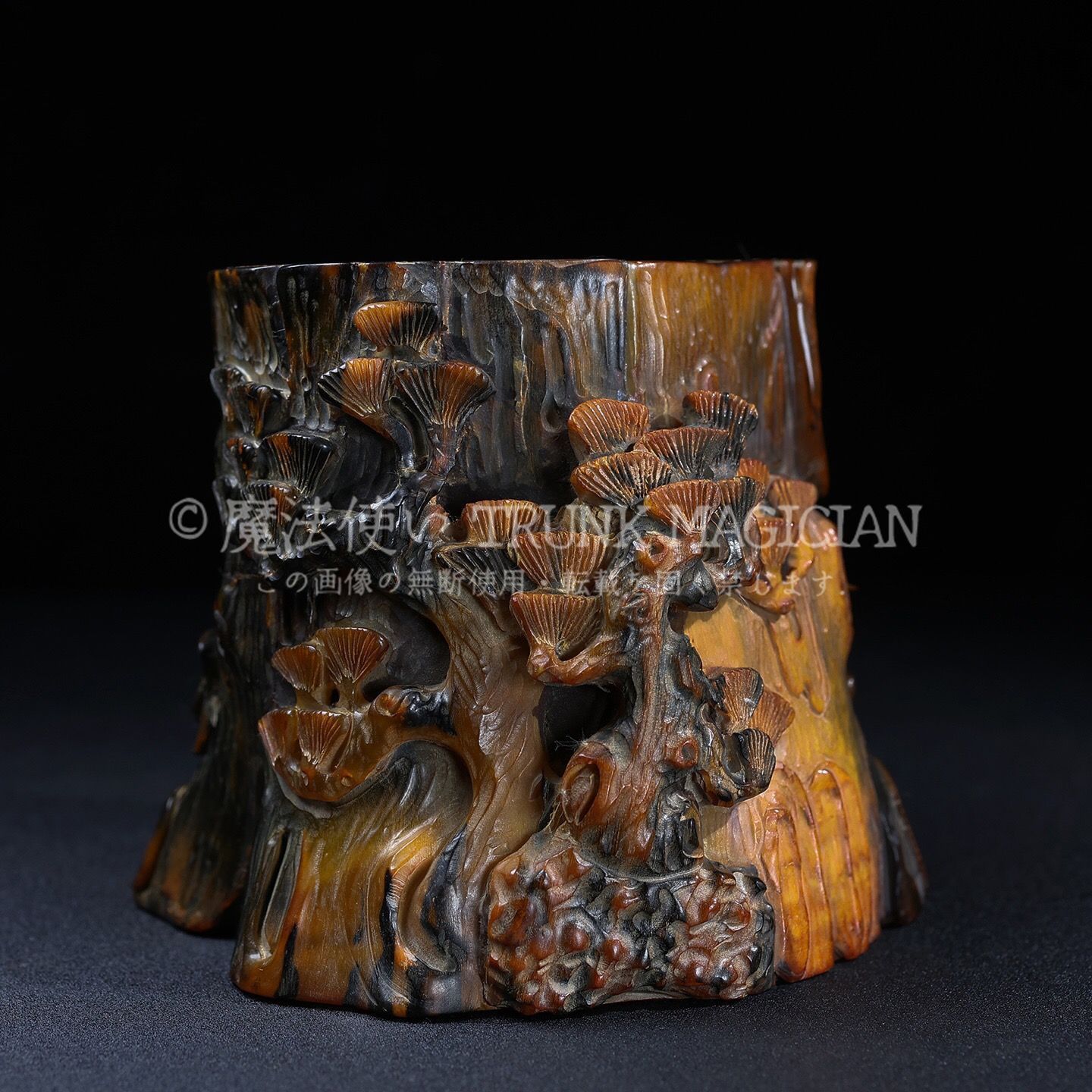 旧家蔵出し 角材細密彫 不老松筆筒 置物 文房賞物 供養品 古美術品