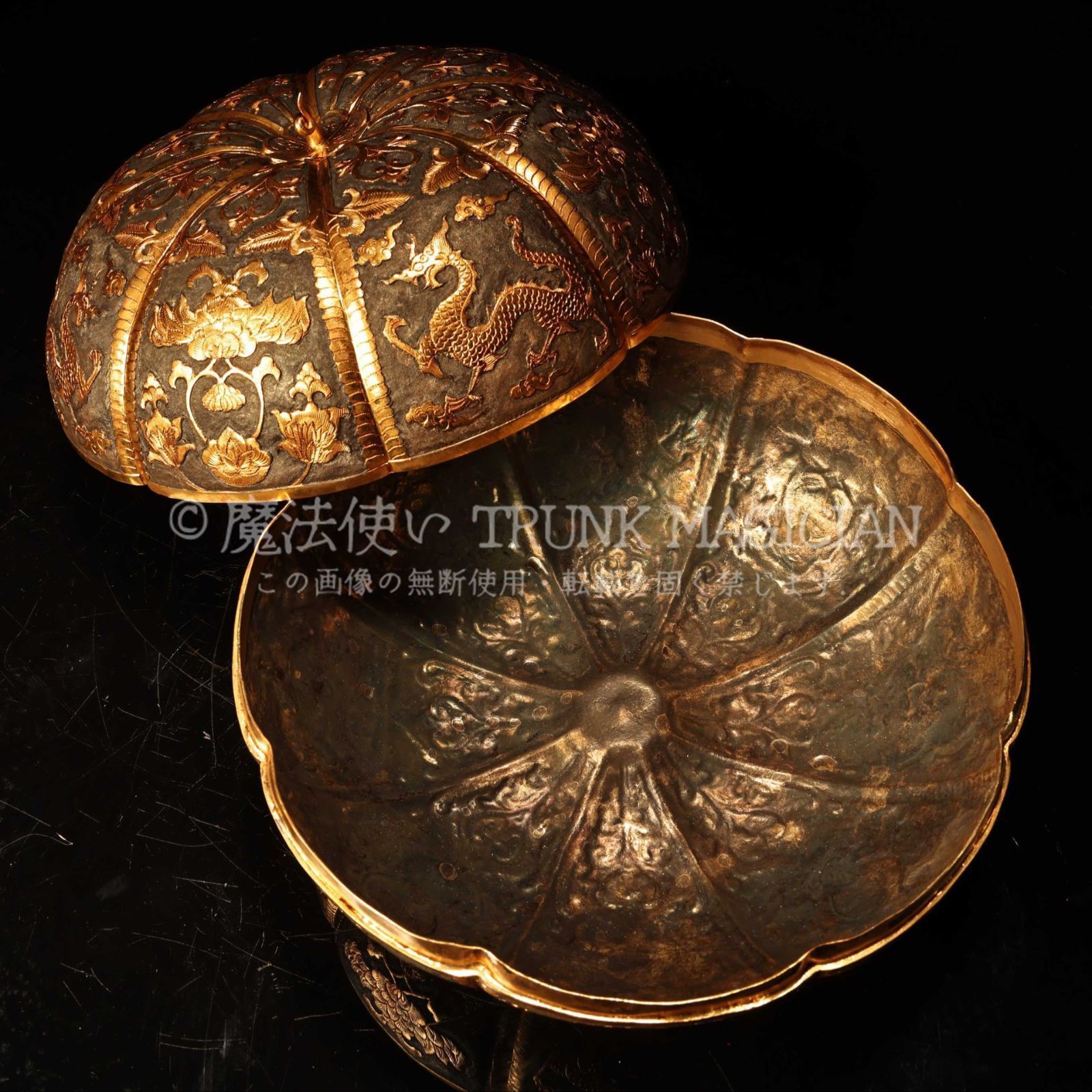 旧家蔵出し 銅製 塗金 瓜形首飾盒 置物 賞物 供養品 古美術品 収集家