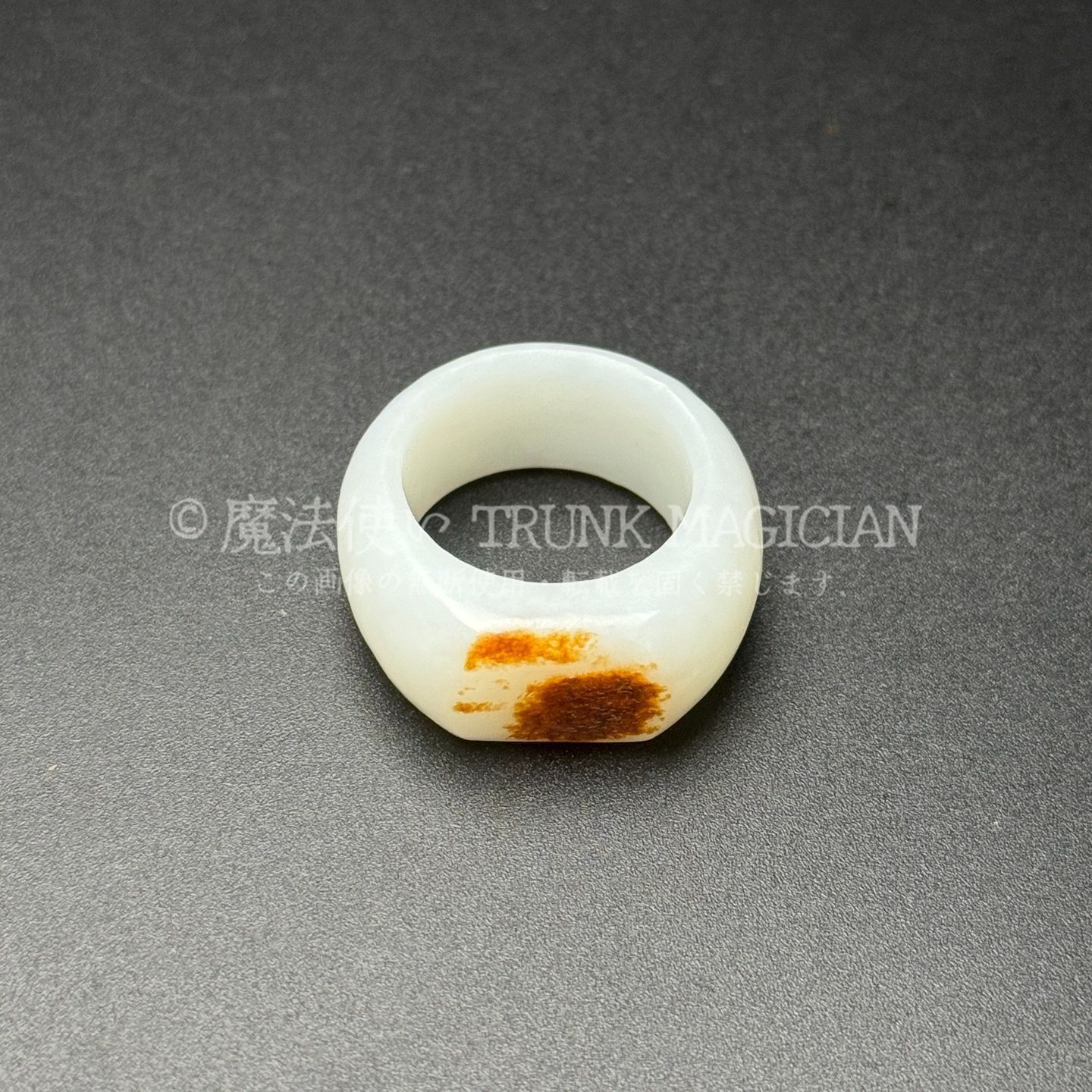 旧家蔵出し 和田玉細密彫 極品白玉 原皮 紅皮 指輪 根付 裝身具 置物