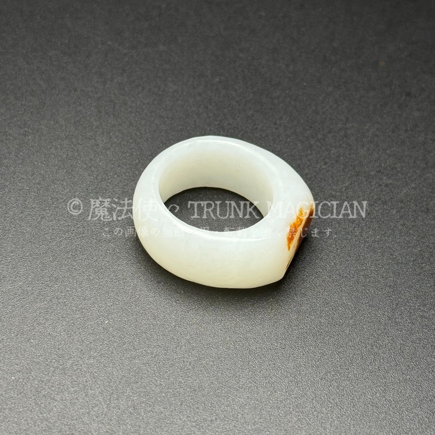 旧家蔵出し 和田玉細密彫 極品白玉 原皮 紅皮 指輪 根付 裝身具 置物