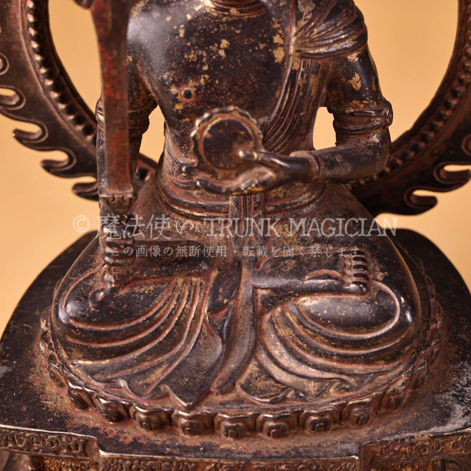 旧家蔵出し 銅製 泥金 浮彫 鏨刻 虚空蔵菩薩像 仏像 密宗密教 供養品