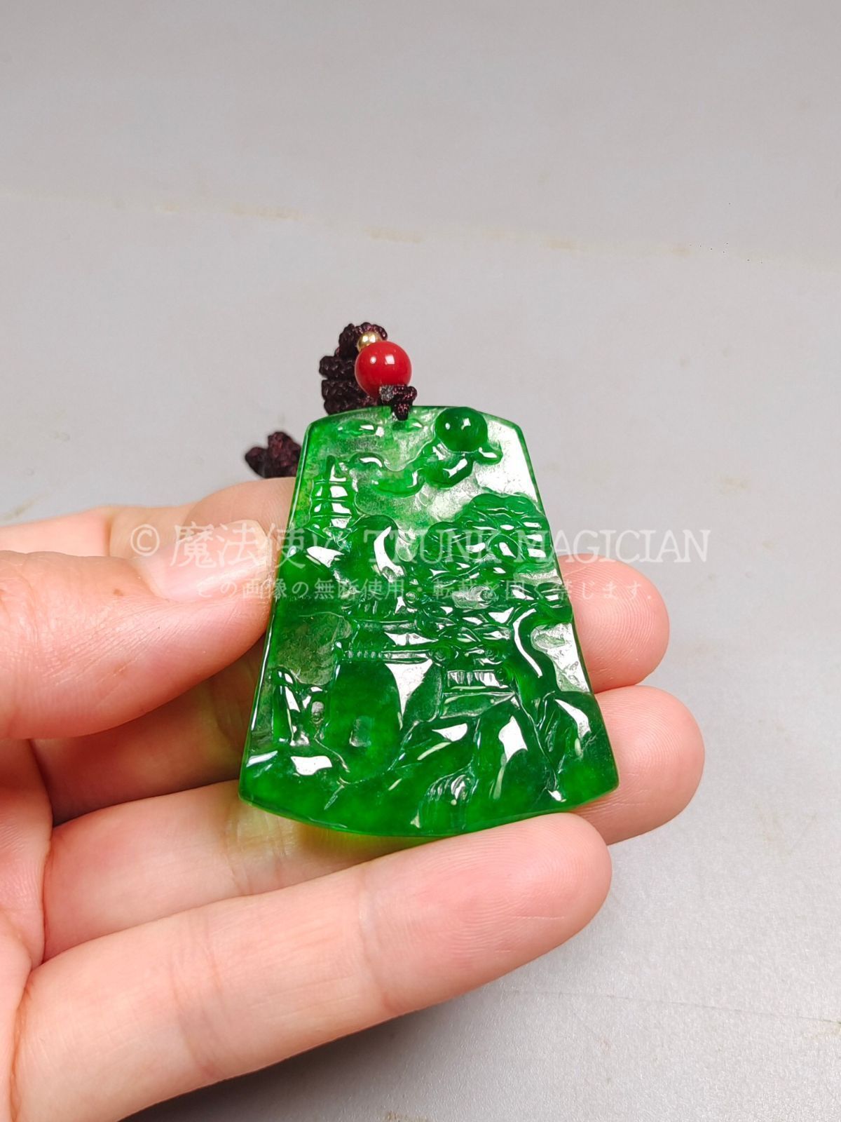 旧家蔵出し 翡翠製 細密彫 山水ペンダント 根付 裝身具 供養品 古美術