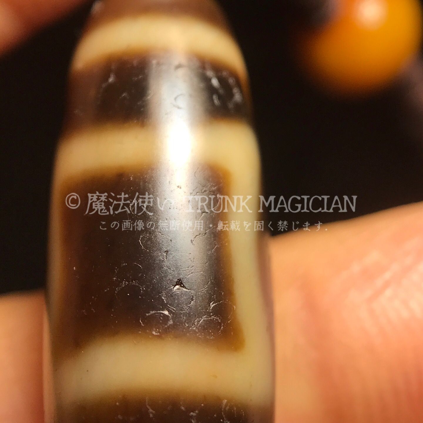 ユッキー様おまとめクリスマスセール❣️ゴビ瑪瑙天然神様天珠　12-248 旧家蔵出し 瑪瑙細密彫 自然風化紋 天地天珠チェーン本 根付 供養品