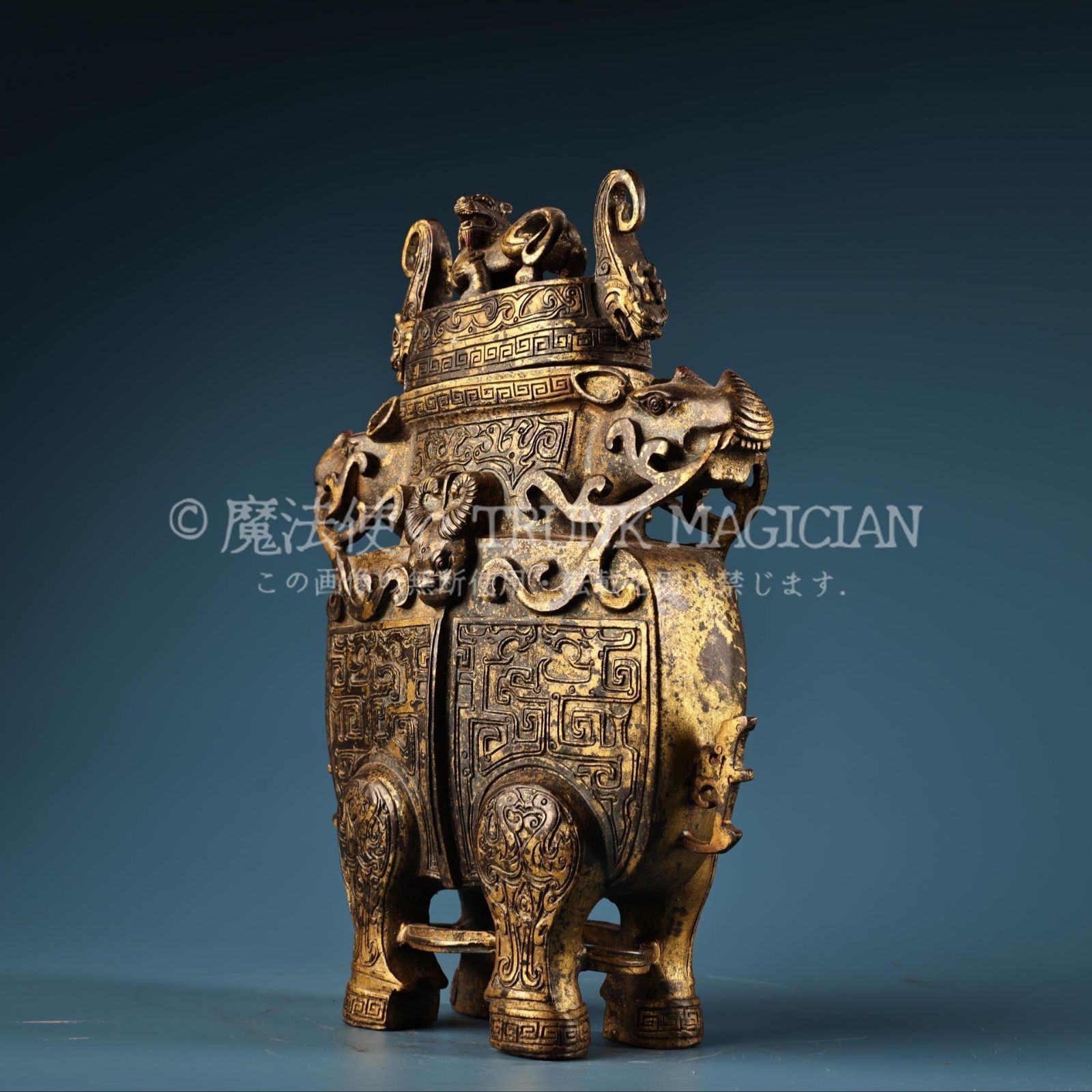 旧家蔵出し 銅製 浮彫 鏨刻 泥金 牛頭花瓶 置物 賞物 供養品 古美術品