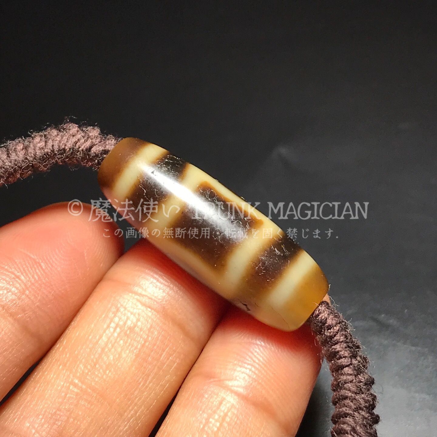 旧家蔵出し 瑪瑙細密彫 自然風化紋 天地天珠チェーン本 根付 供養品