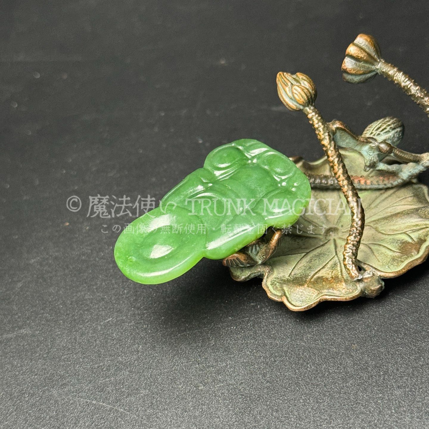 旧家蔵出し 和田玉細密彫 碧玉 淨瓶觀音 彫刻 根付 裝身具 賞物 供養品