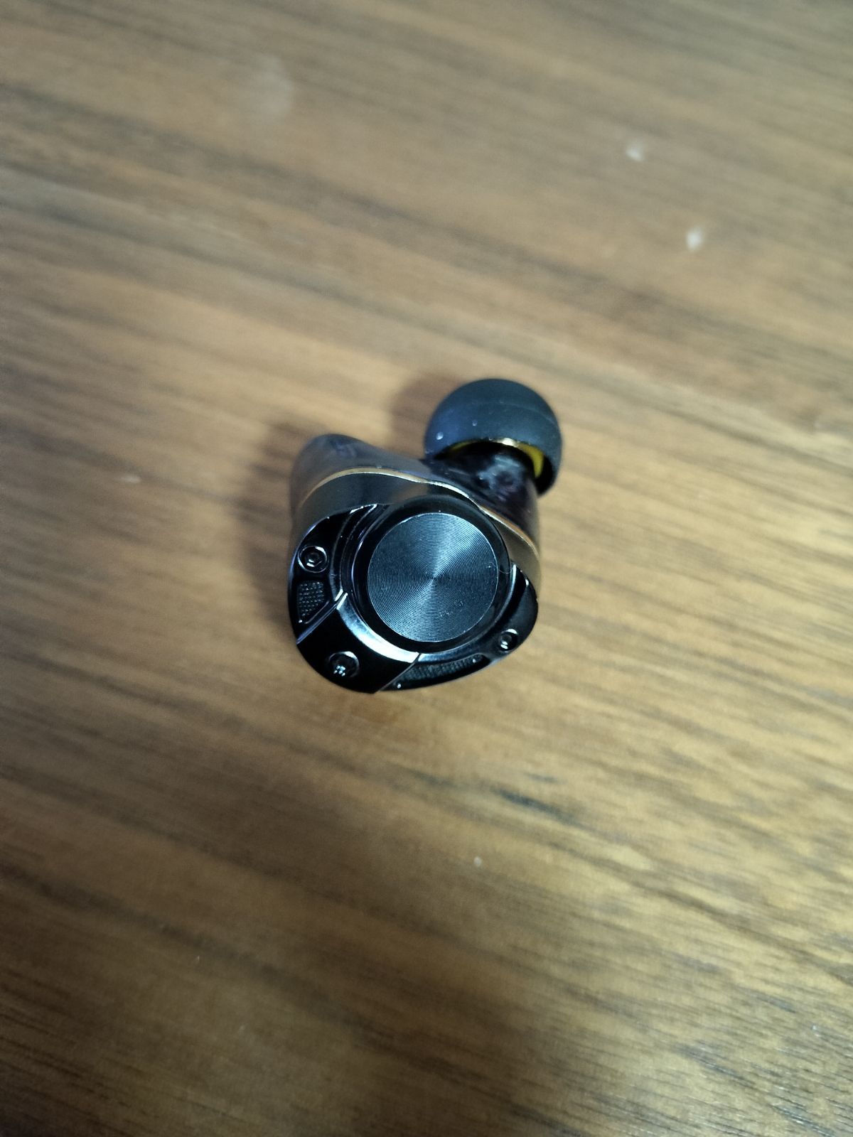 美品 AVIOT TE-ZX1-PNK ピヤホン7 右耳のみ - メルカリ