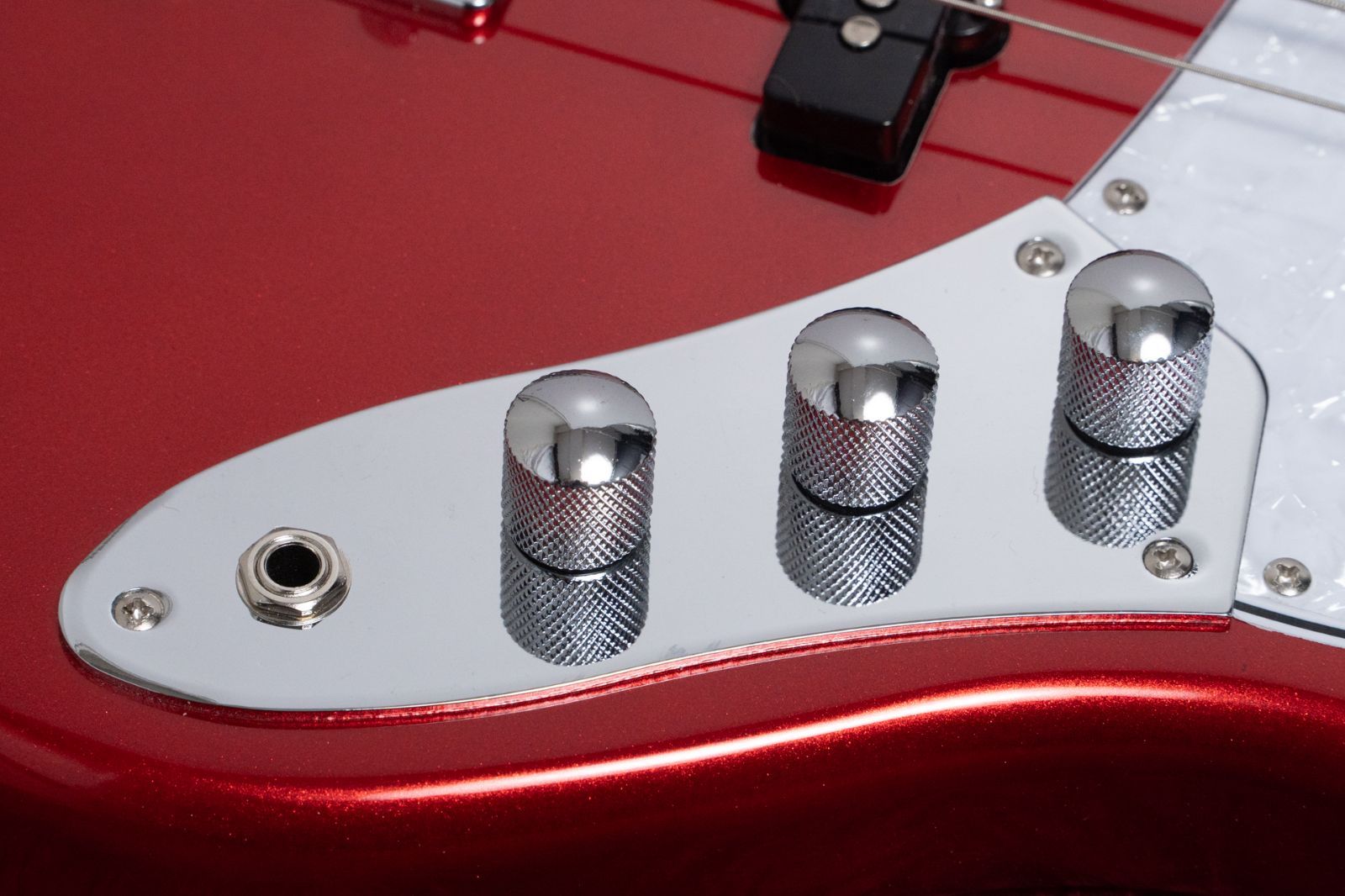 new】woofy basses / ONE series Cavalier 5 Red - メルカリ