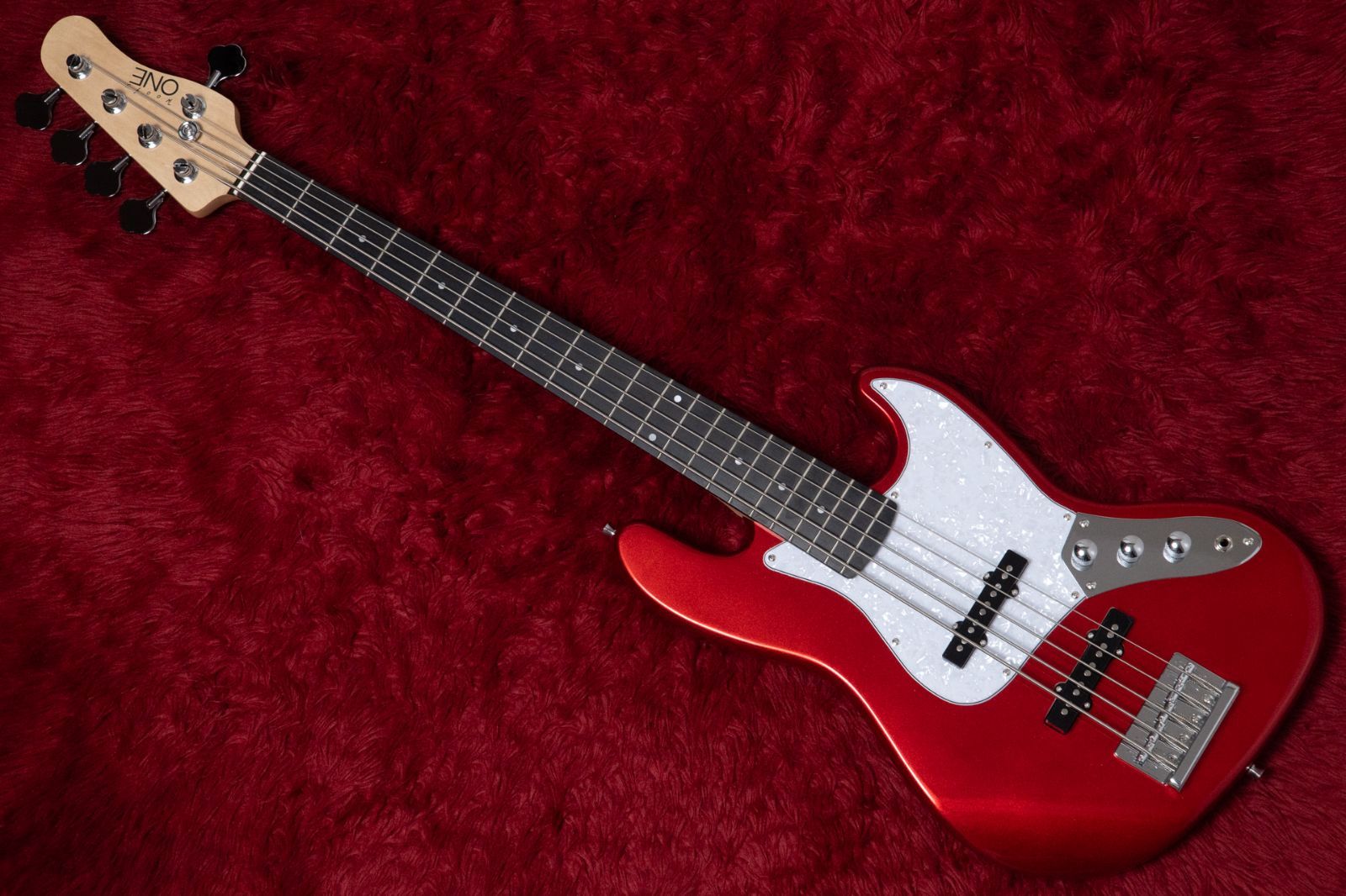 new】woofy basses / ONE series Cavalier 5 Red - メルカリ