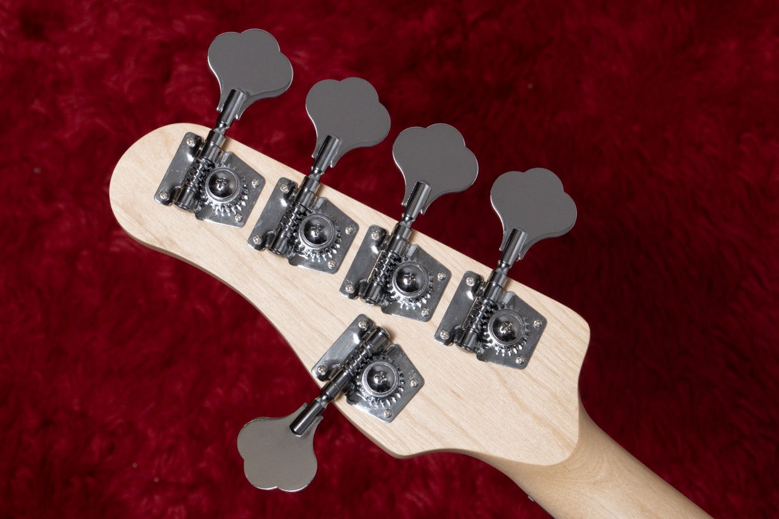 new】woofy basses / ONE series Cavalier 5 Red - メルカリ