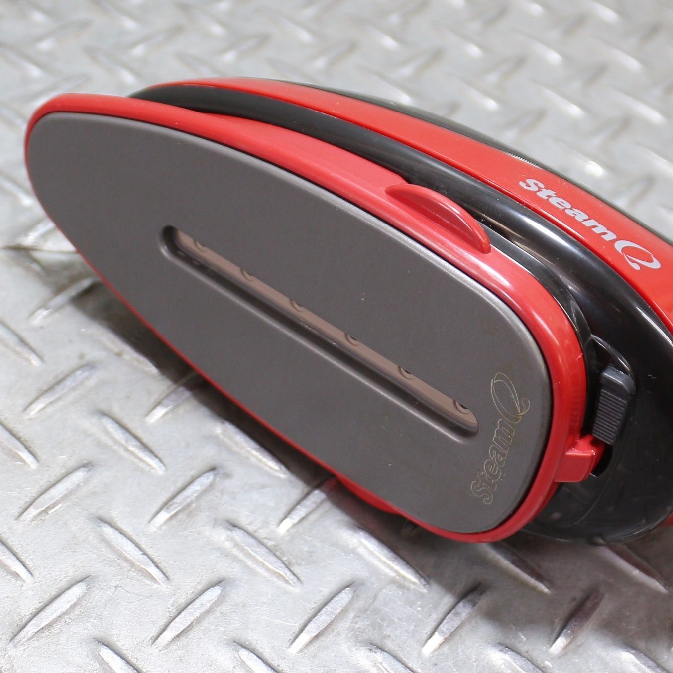 新潟発 スチームQ パワフルハンディスチーマー SE4874 アイロン