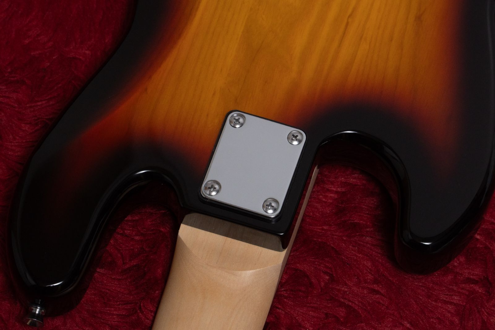 new】woofy basses / ONE series Cavalier 5 Sunburst - メルカリ