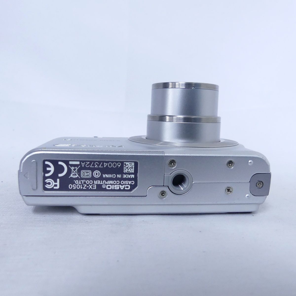 CASIO カシオ EXILIM EX-Z1050 シルバー デジタルカメラ コンパクト