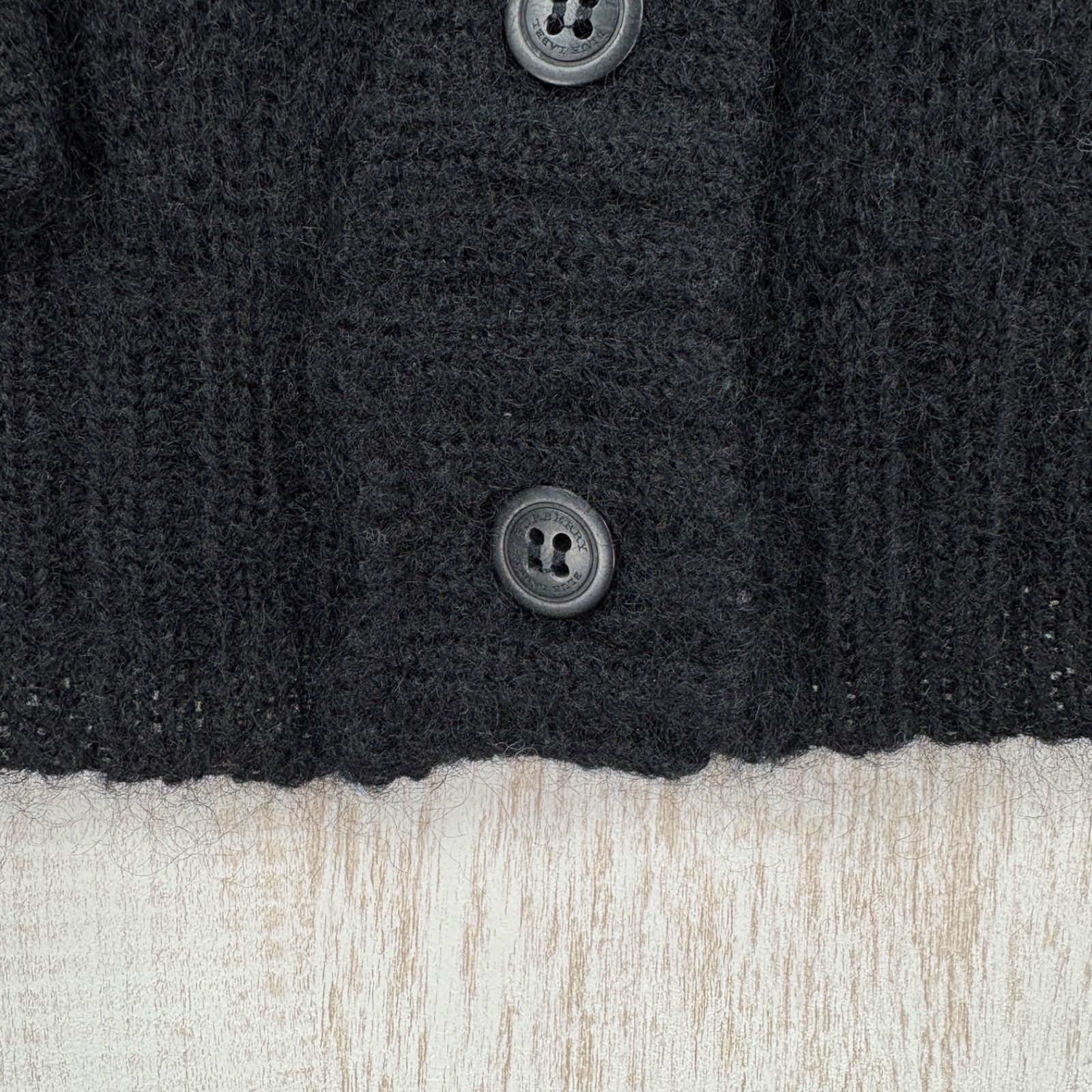 美品 BURBERRY BLUE LABEL バーバリーブルーレーベル ロゴボタン U