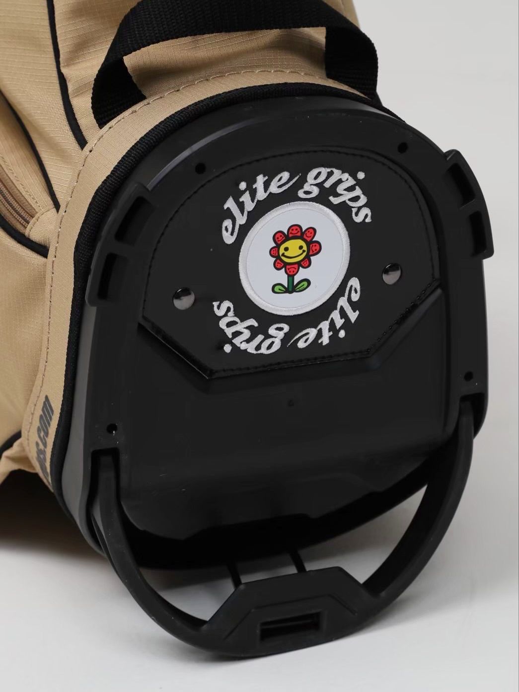 最終】elite grips スタンドキャディバッグ ベージュ9.5型