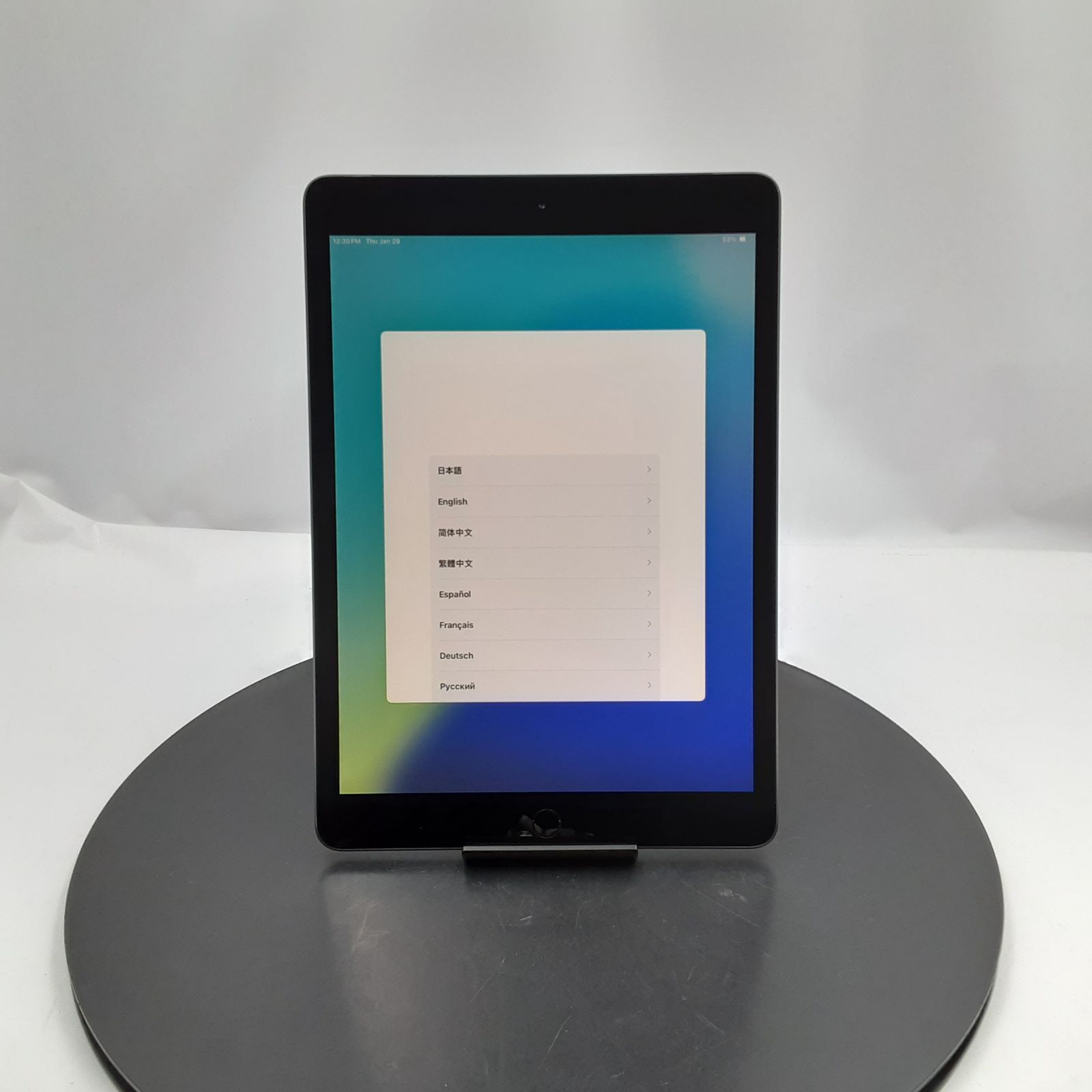 ジャンク/一部動作確認済みApple iPad 第7世代 Wi-Fi+Cellular 32GB MW6A2J/A SIMフリー スペースグレイ [10.2インチ iOS]  タブレット (RM1358)