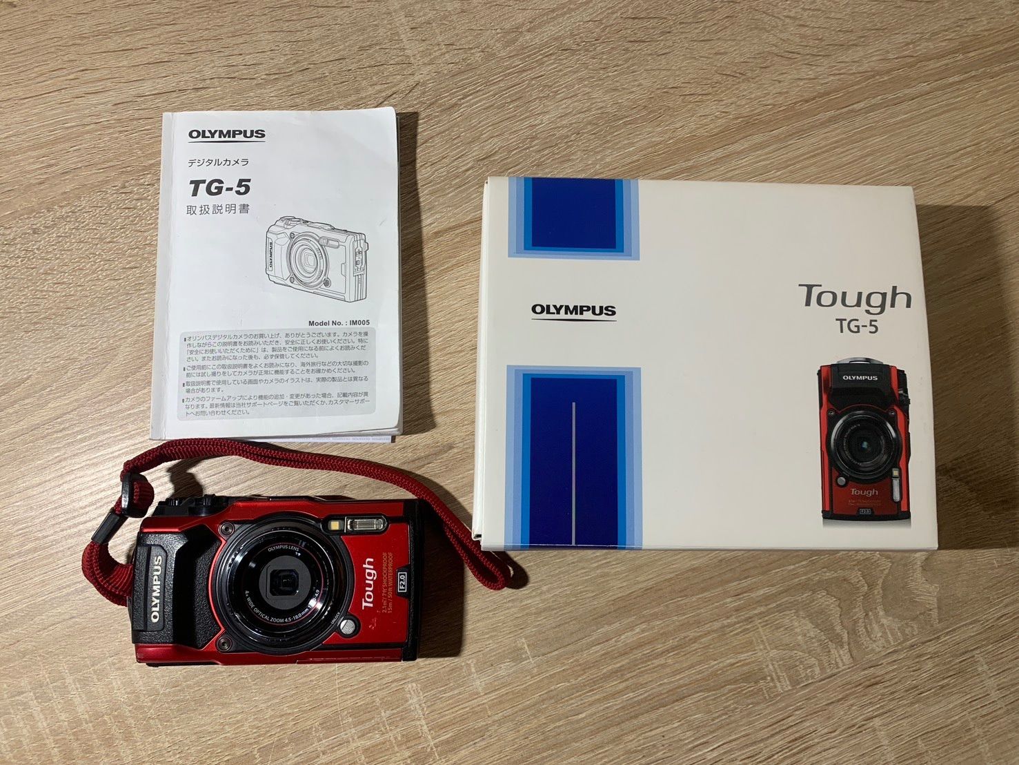 【送料込】【美品】OLYMPUS Tough TG-5 レッド 付属品・外箱完備 TG-5 レッド Tough デジタルカメラ OLYMPUS TOUGH オリンパス 動作良好